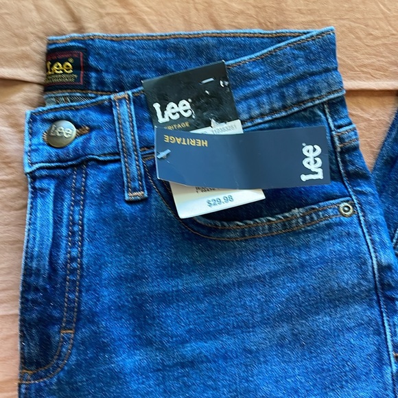 Jeans - Picture 6 of 9
